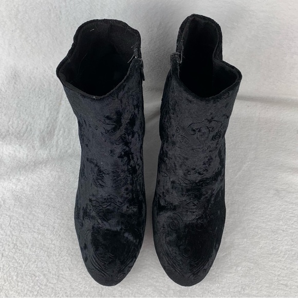 SO Womens Heeled Black Cut Velvety Fabric Ankle Boots Side Zip Chunky Heel US 10 - Picture 9 of 12